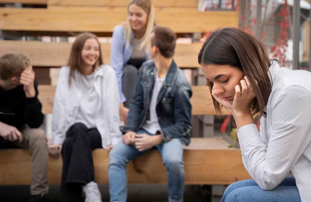 Akran Baskısının Ergenlerde Kumar Bağımlılığındaki Rolü